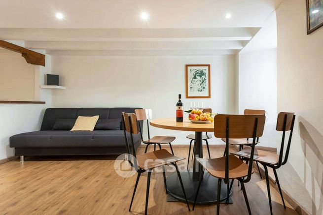 Appartamento in residenziale in Piazza Nazario Sauro