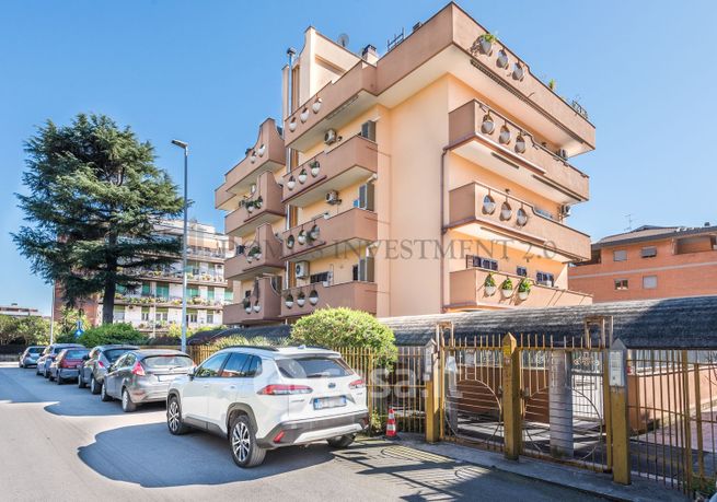 Appartamento in residenziale in Via Fratelli Poggini 6