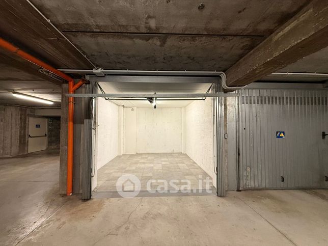 Box/posto auto in residenziale in 