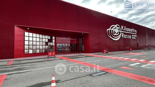 Ufficio in commerciale in Via Stezzano 87