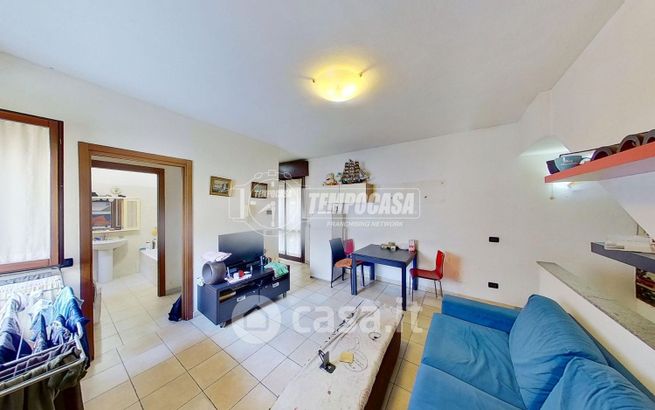 Appartamento in residenziale in Via GiosuÃ¨ Carducci 3