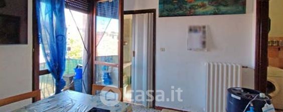 Appartamento in residenziale in Via Crivelli 5
