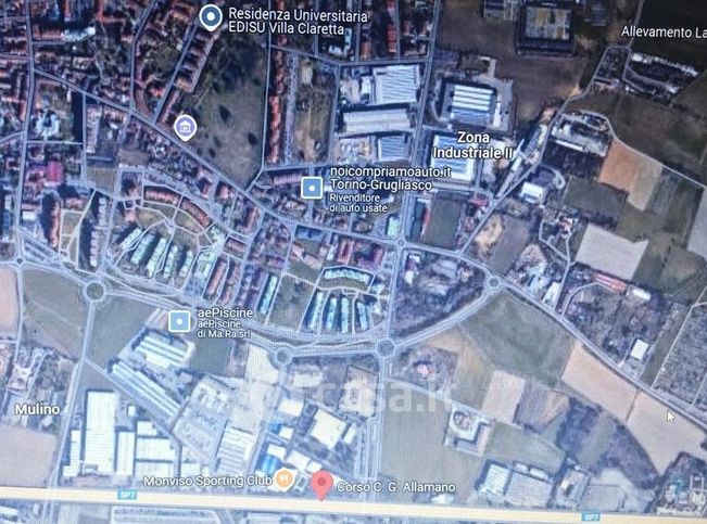 Capannone in commerciale in 