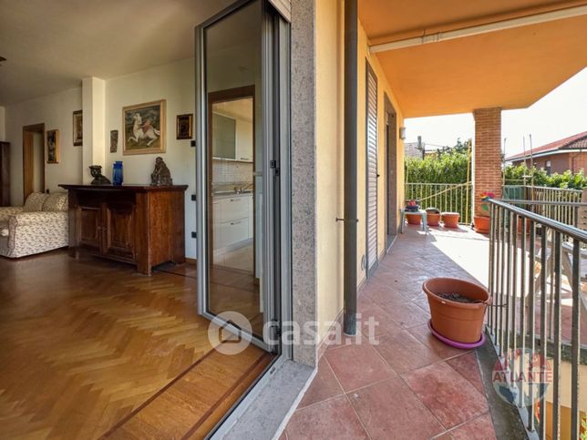 Appartamento in residenziale in Via Cassarogna 38