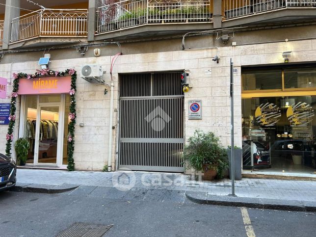 Box/posto auto in residenziale in Via Milano 103