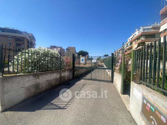 Box/posto auto in residenziale in Via Francesco Marconi 65