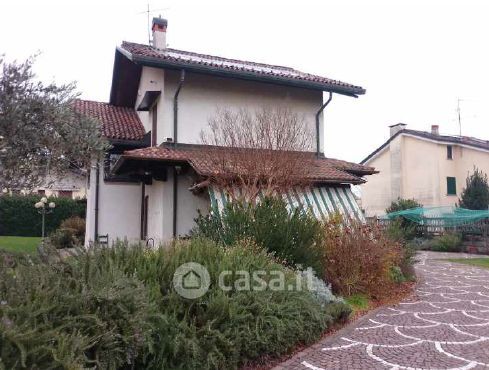 Villa in residenziale in Via Cascina Tamburina 4