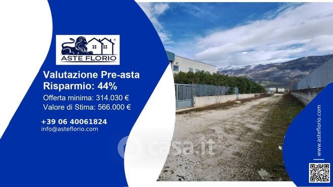 Capannone in commerciale in Strada Statale 17