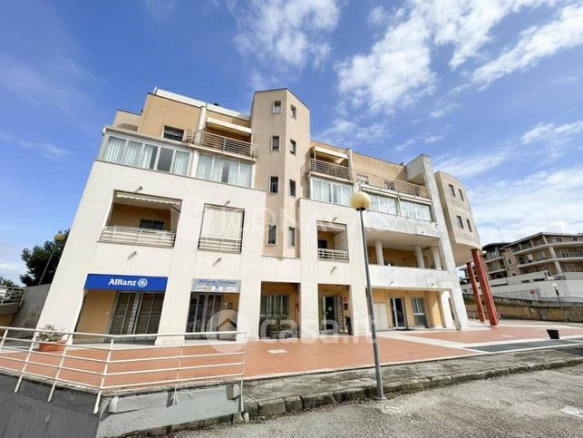 Appartamento in residenziale in Via Dante Alighieri
