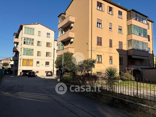 Appartamento in residenziale in Viale A. Volta 19