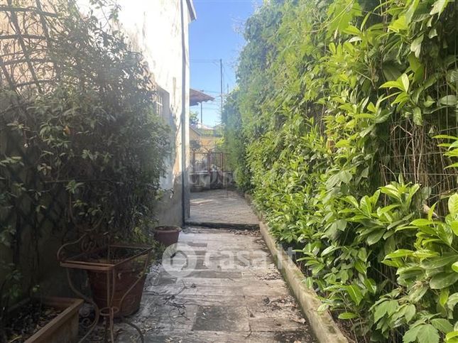 Villa in residenziale in Via Comune Antico