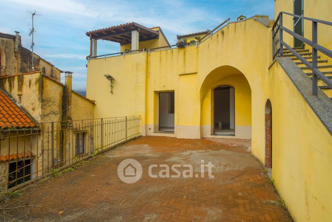 Appartamento in residenziale in Via Calice