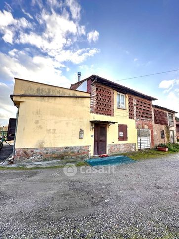 Casa indipendente in residenziale in Via dell' Isola