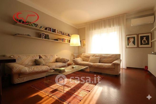Appartamento in residenziale in Via Ammiraglio Burzagli