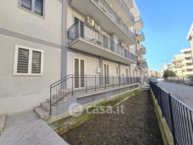 Appartamento in residenziale in Via Girolamo Minervini 3