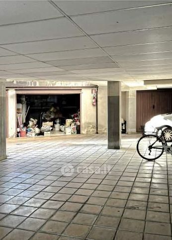 Box/posto auto in residenziale in Via Architetti Dattaro 1 c