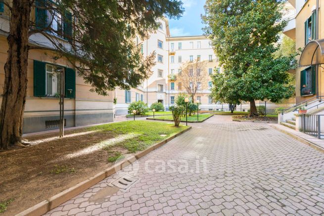 Appartamento in residenziale in Via Tertulliano 37