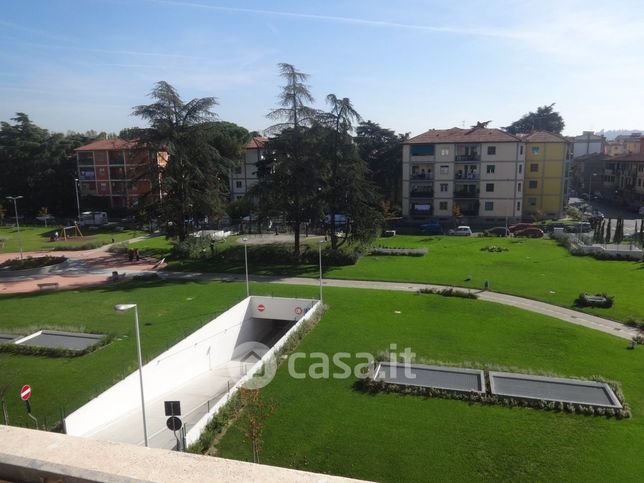 Box/posto auto in residenziale in Via Telemaco Signorini