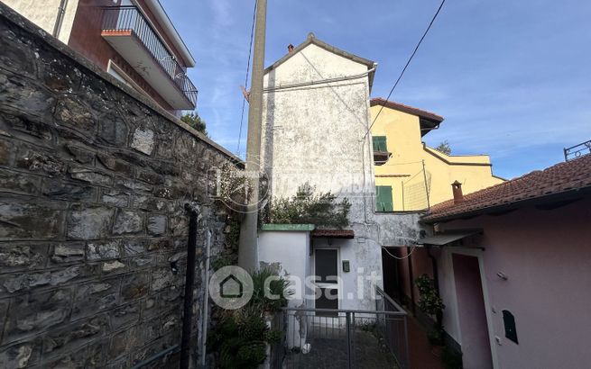 Casa indipendente in residenziale in Via Leonpancaldo