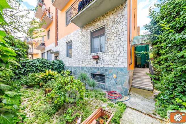 Appartamento in residenziale in Via Pietro Mascagni 7