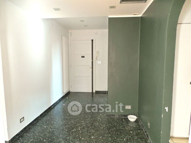 Appartamento in residenziale in Viale Vat 10