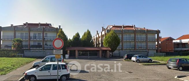 Appartamento in residenziale in Via Cadore 28