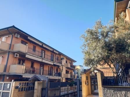 Appartamento in residenziale in Via Giovanni Gentile 3