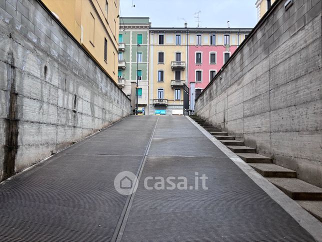 Garage/posto auto in residenziale in Via Giuseppe Meda 34