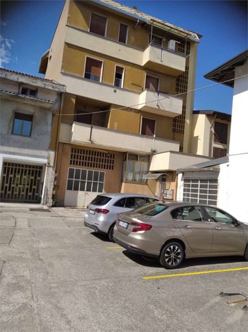 Appartamento in residenziale in Via Adua 260