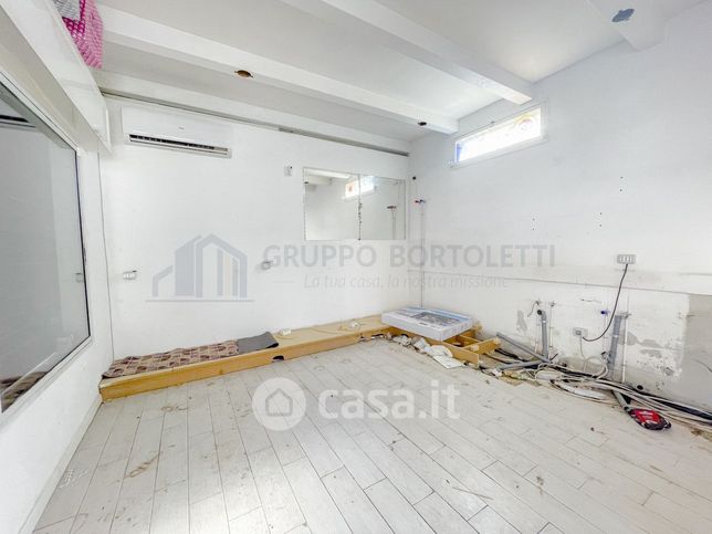 Casa bi/trifamiliare in residenziale in Riviera Martiri della Libertà