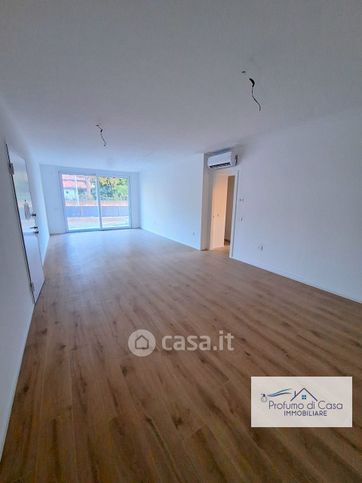 Appartamento in residenziale in Via G. Leopardi