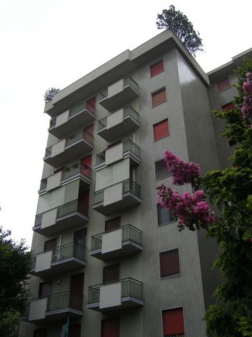 Appartamento in residenziale in Via Mario Pichi 19