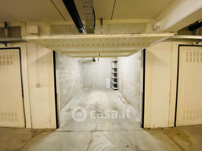 Box/posto auto in residenziale in Via Carlo Cattaneo