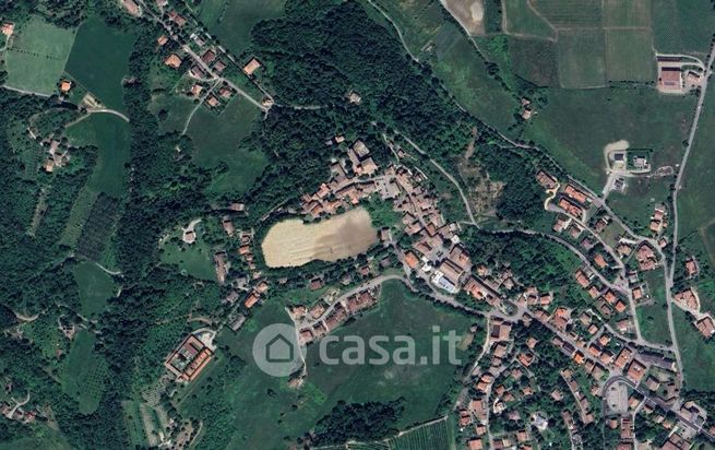 Terreno agricolo in commerciale in Via della Repubblica