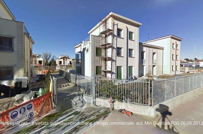 Box/posto auto in residenziale in Corso Leonardo da Vinci