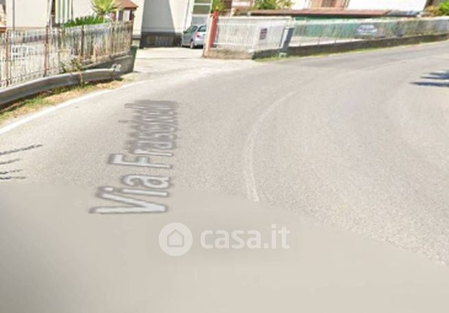 Box/posto auto in residenziale in Via Frascinelle 6