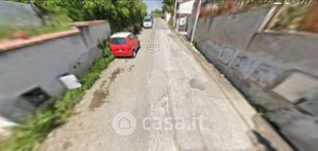 Box/posto auto in residenziale in Via Luigi Settembrini 51