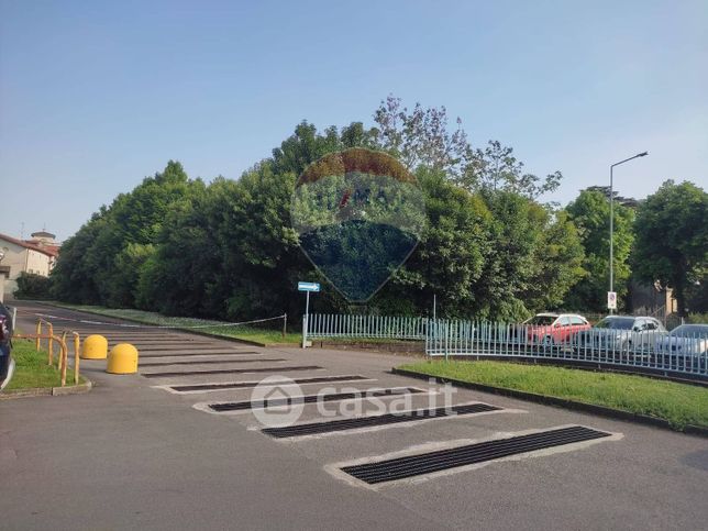 Box/posto auto in residenziale in 