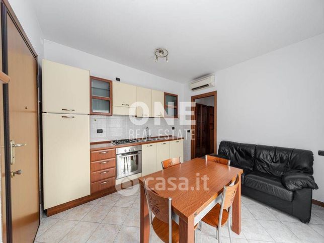 Appartamento in residenziale in Via Alessandro Manzoni 39