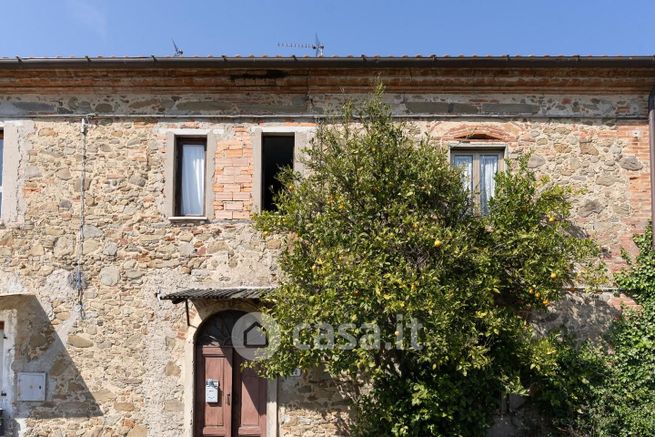 Villetta a schiera in residenziale in Via di San Pantaleo 50059