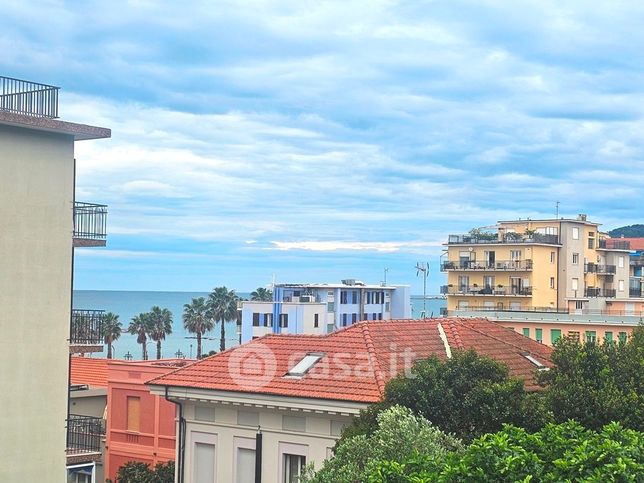 Appartamento in residenziale in Via Cristoforo Colombo 16