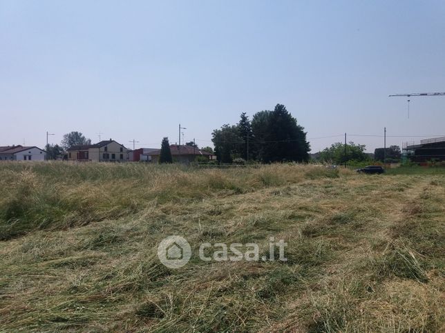 Terreno edificabile in residenziale in Via Marco Biagi