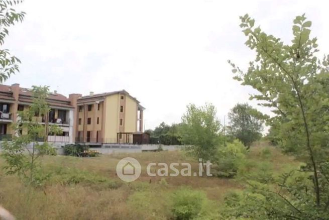 Terreno edificabile in residenziale in Via Monsignor Francesco Stringhini