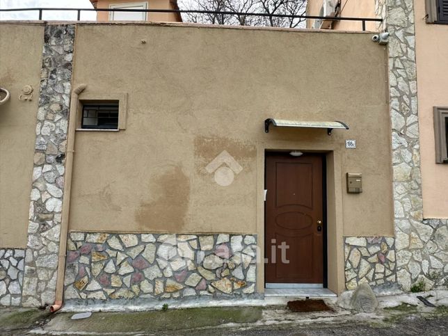 Appartamento in residenziale in Via Altarello