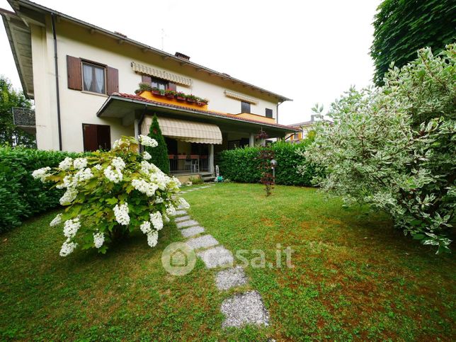 Appartamento in residenziale in Via Giardini Nord