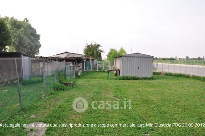 Terreno agricolo in commerciale in Via G. B. Tiepolo 7