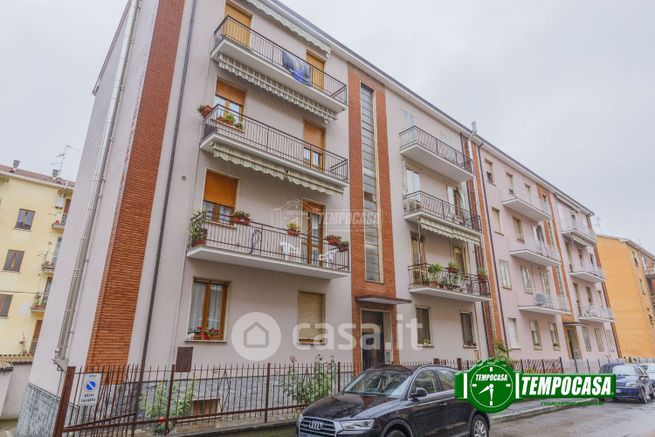 Appartamento in residenziale in Via Luigi Carlo Farini 29