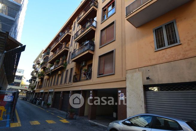 Appartamento in residenziale in Via Felice Ferri 10