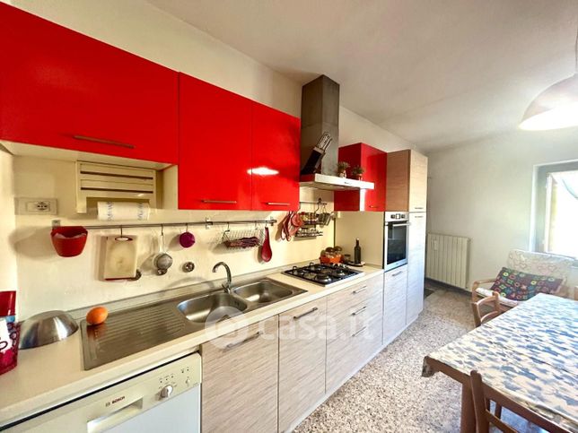 Casa bi/trifamiliare in residenziale in Località Santa Colomba 2
