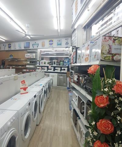 Attivitã /licenza (con o senza mura) in commerciale in Via della Fontana